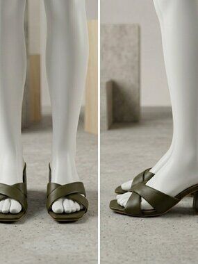 SODA GREEN TWIST MULE SANDAL HEEL NWT. GOOD SHOE FOR SEMI-CASUAL EVENTS